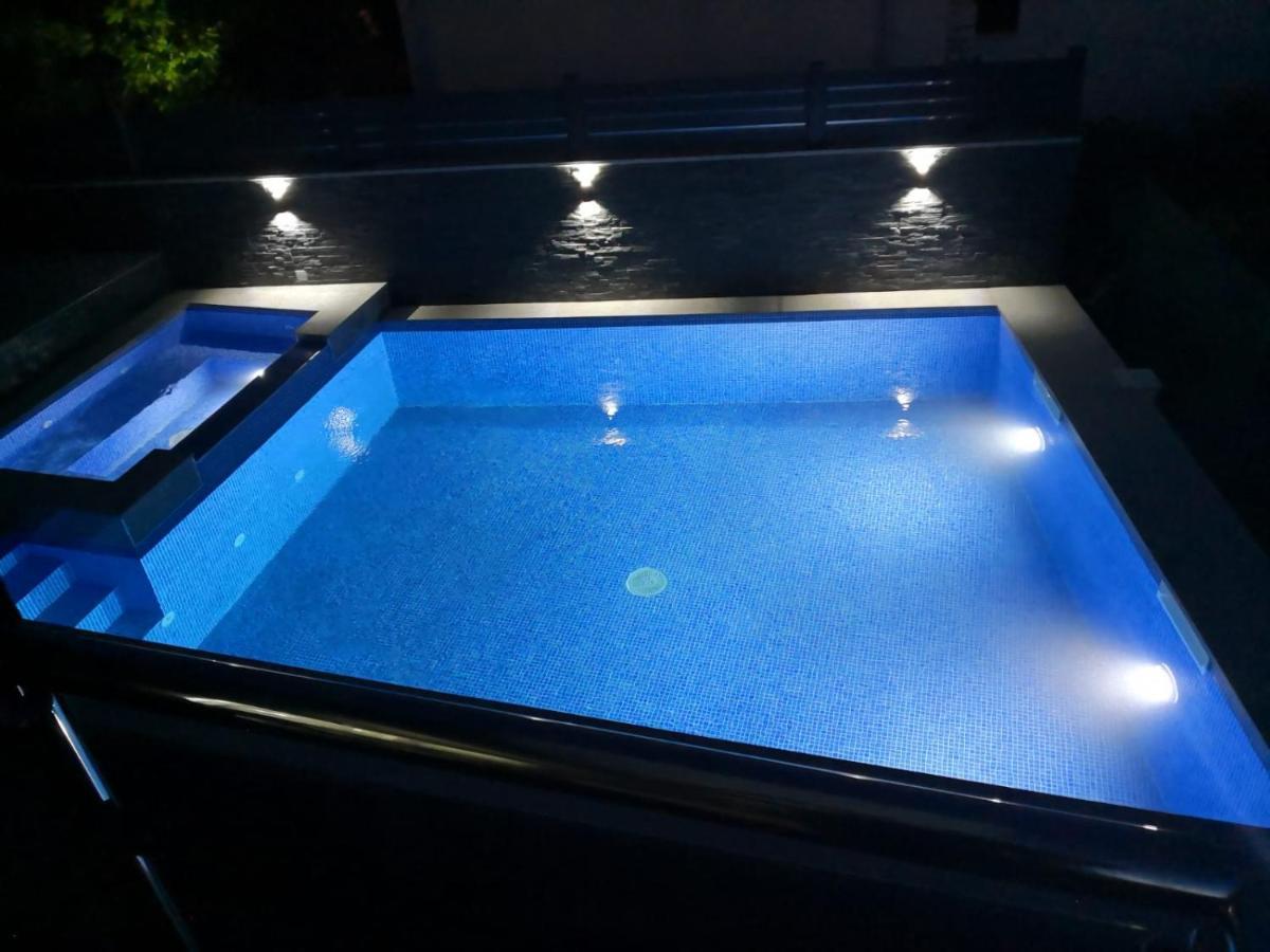 Apartments Blazevic, Heated Pool&Jacuzzi Dramalj Exterior foto