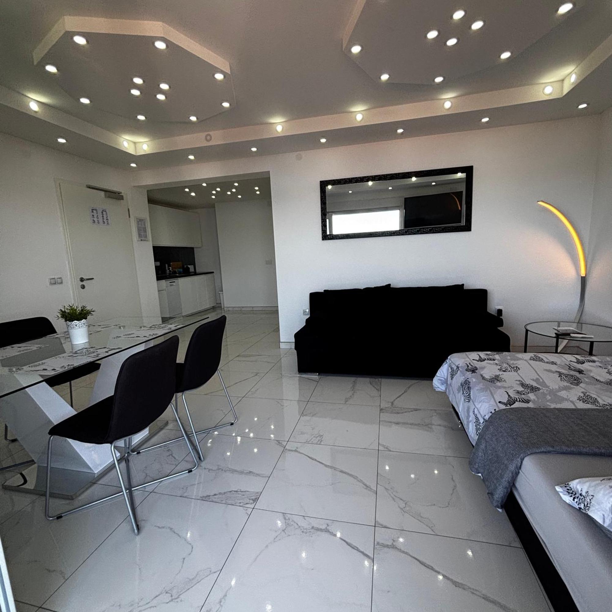 Apartments Blazevic, Heated Pool&Jacuzzi Dramalj Exterior foto