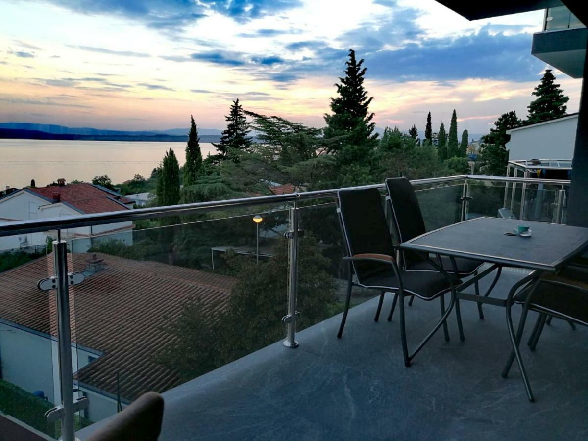 Apartments Blazevic, Heated Pool&Jacuzzi Dramalj Exterior foto